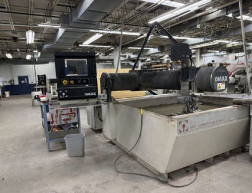 Omax 5555 5’ x 5’ Waterjet, EnduroMax 50 HP Pump, Tilt-A-Jet, 600 lbs Hopper, Laminar Filter, 2013